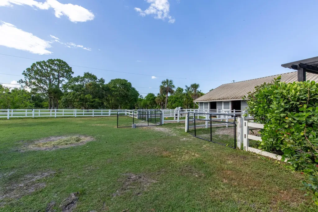 844 Arabian Drive Loxahatchee FL 33470