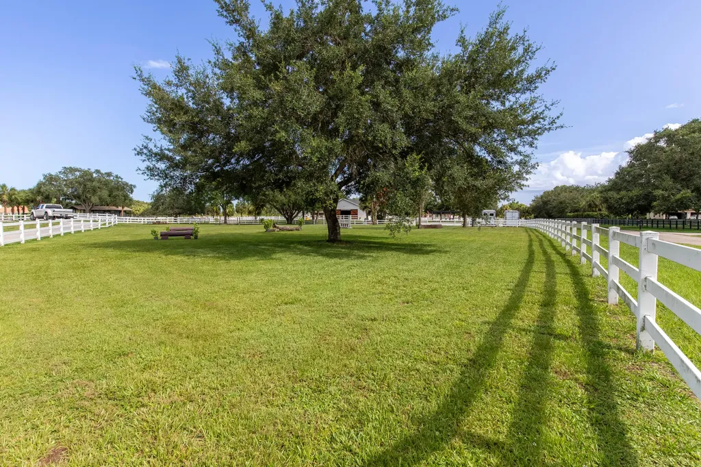 844 Arabian Drive Loxahatchee FL 33470
