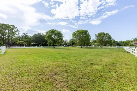 844 Arabian Drive Loxahatchee FL 33470