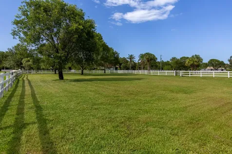 844 Arabian Drive Loxahatchee FL 33470