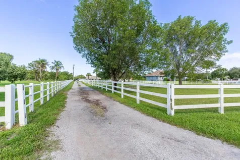 844 Arabian Drive Loxahatchee FL 33470