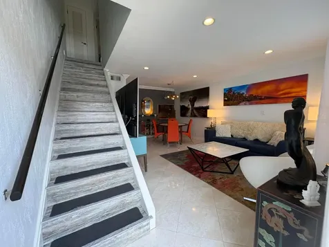 113 NE 20th Court Wilton Manors FL 33305