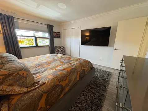 113 NE 20th Court Wilton Manors FL 33305