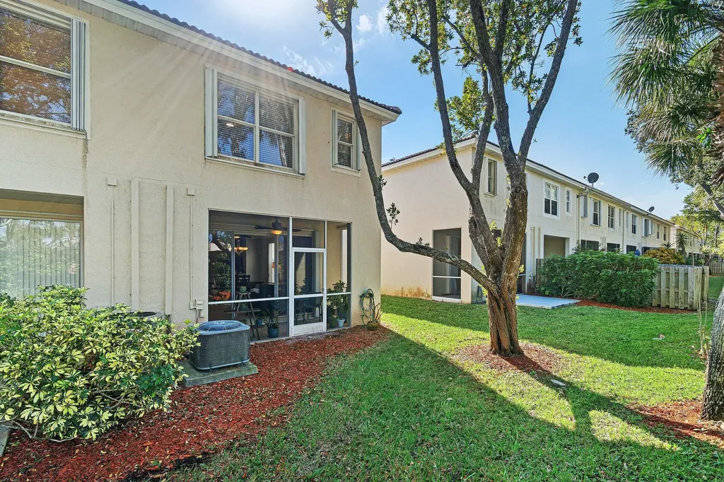 9911 Porta Leona Lane Boynton Beach FL 33472