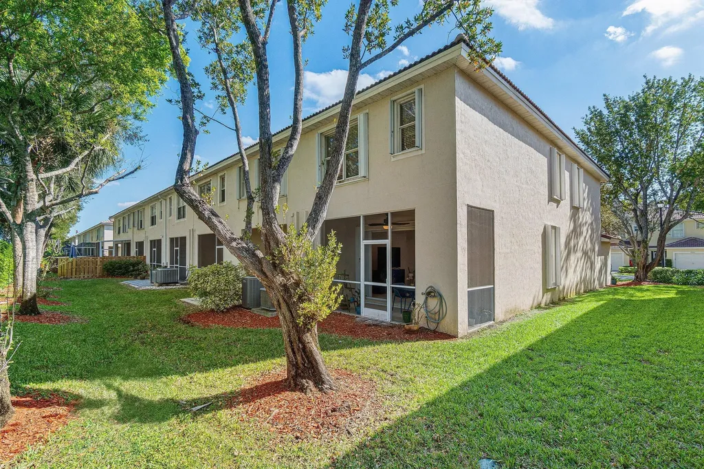 9911 Porta Leona Lane Boynton Beach FL 33472