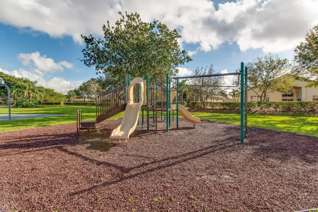 9911 Porta Leona Lane Boynton Beach FL 33472