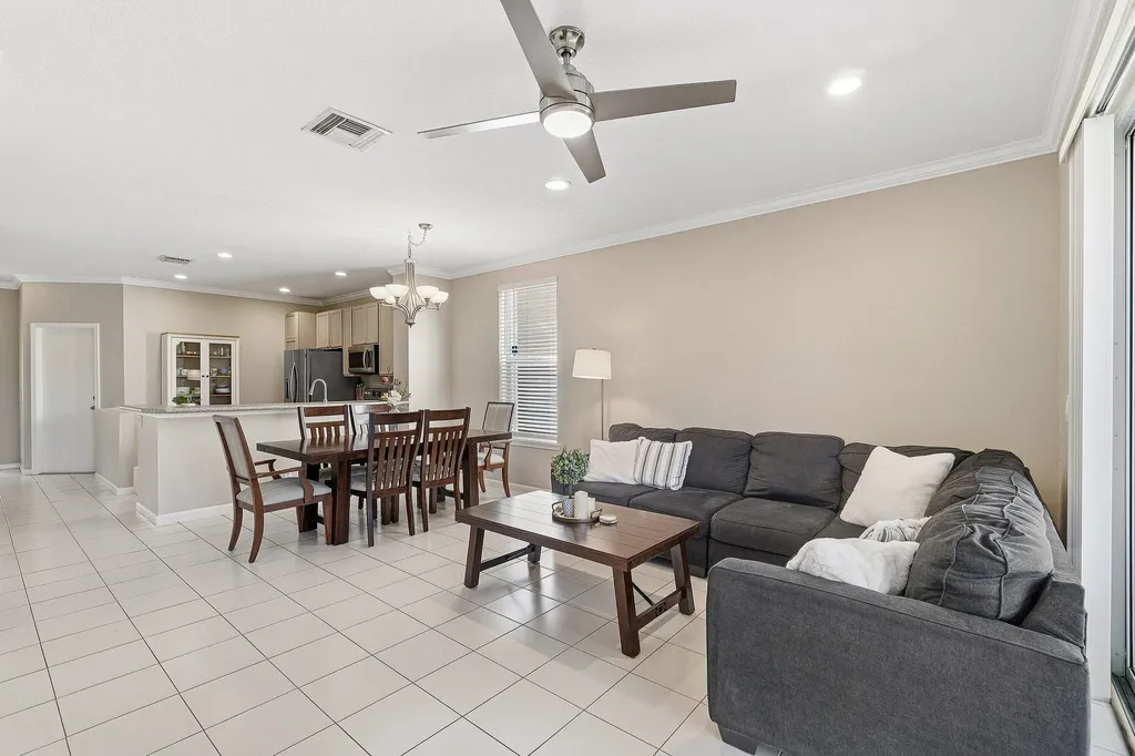 9911 Porta Leona Lane Boynton Beach FL 33472