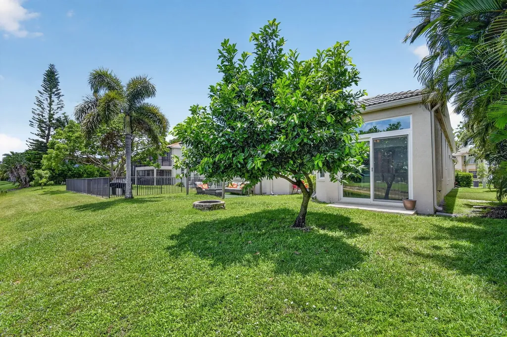 2142 Balsan Way Wellington FL 33414
