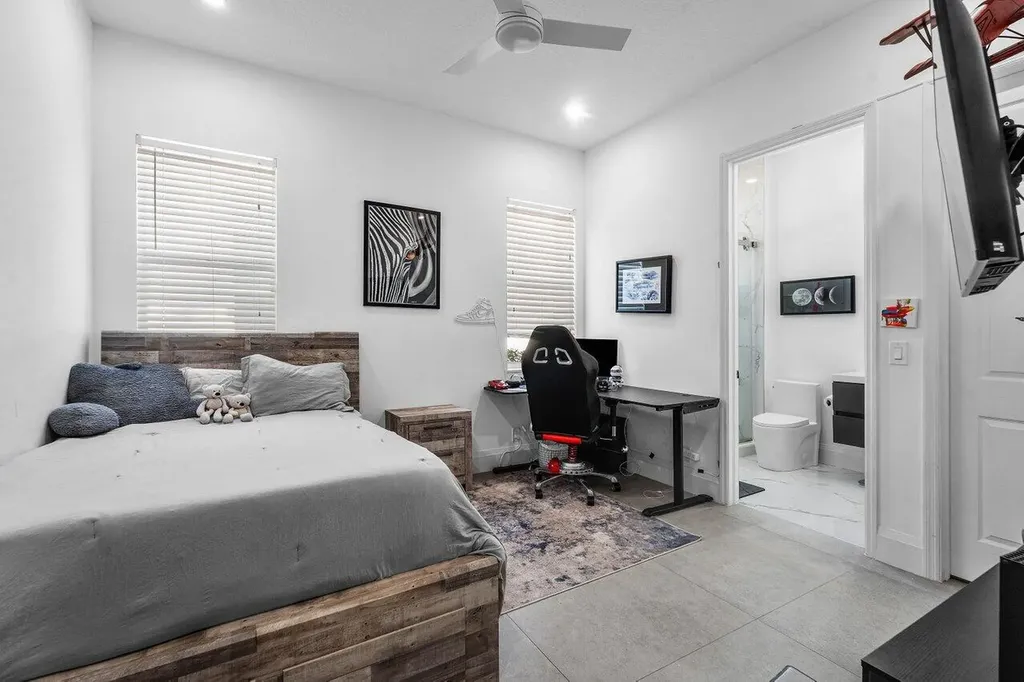 105 Island Cove Way Palm Beach Gardens FL 33418