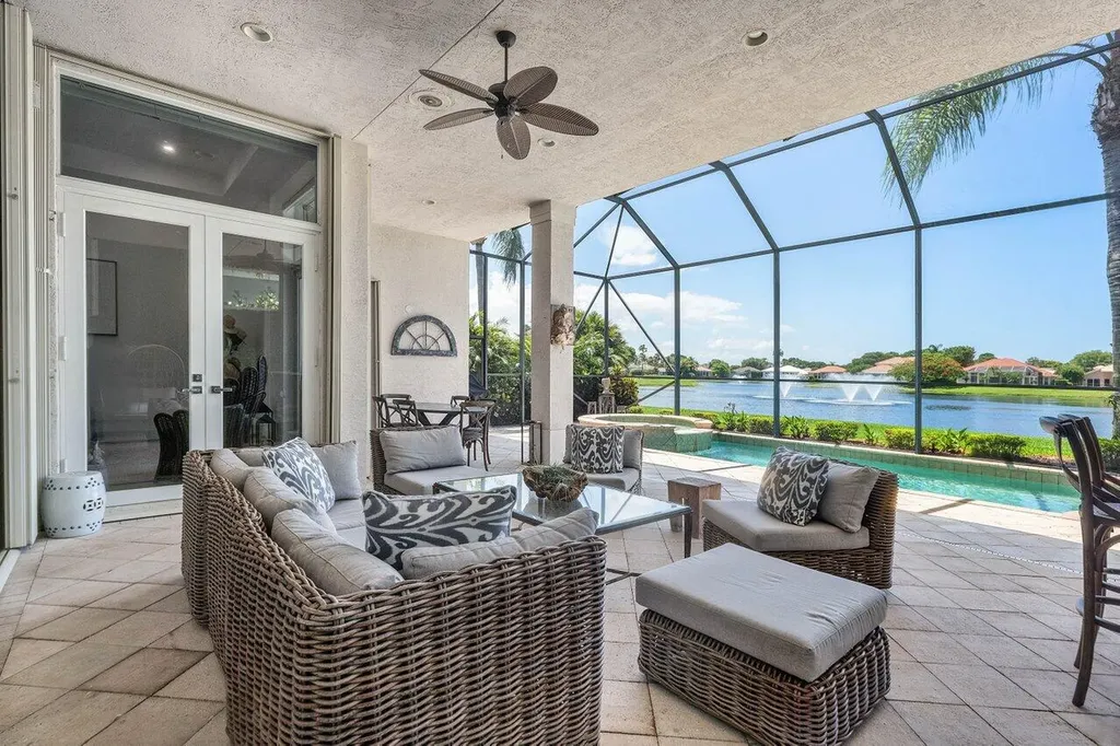 105 Island Cove Way Palm Beach Gardens FL 33418