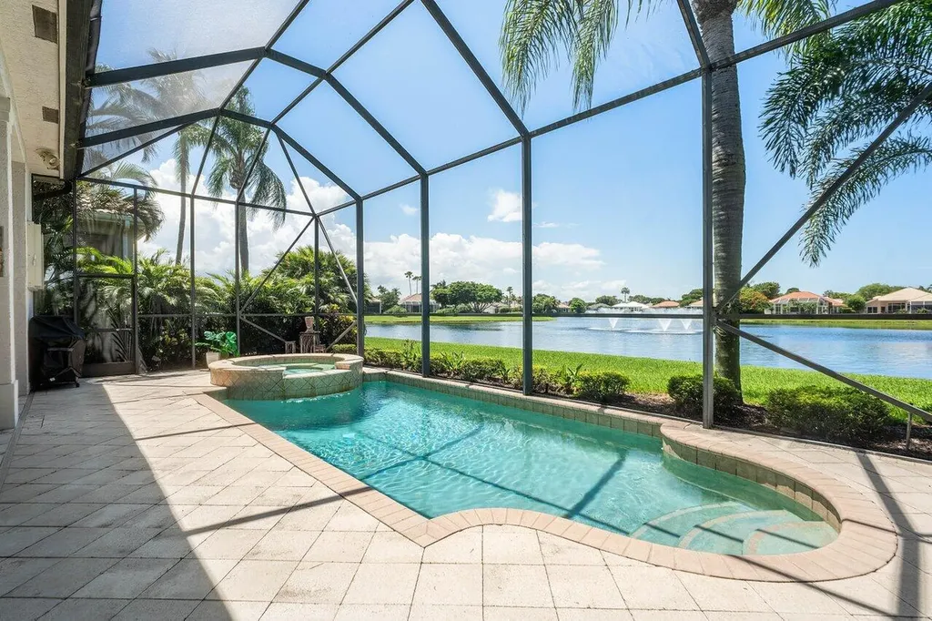 105 Island Cove Way Palm Beach Gardens FL 33418