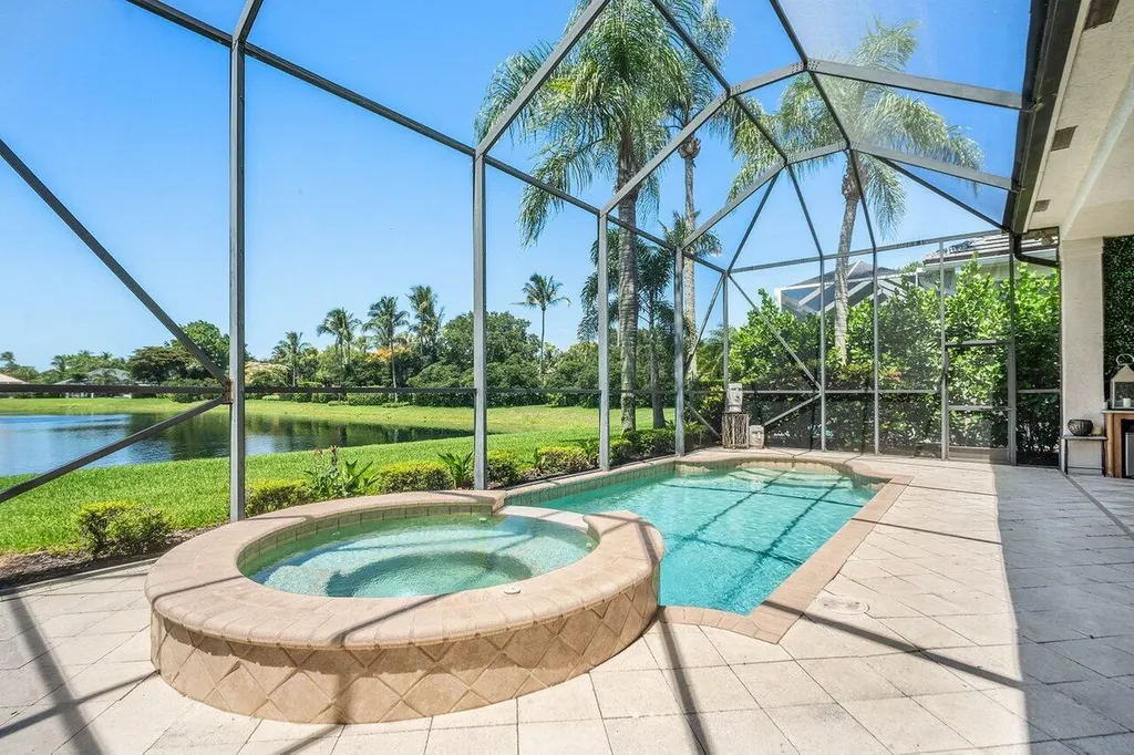 105 Island Cove Way Palm Beach Gardens FL 33418
