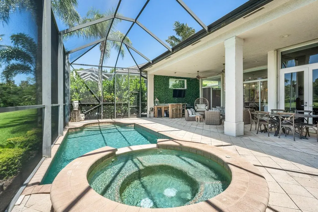 105 Island Cove Way Palm Beach Gardens FL 33418