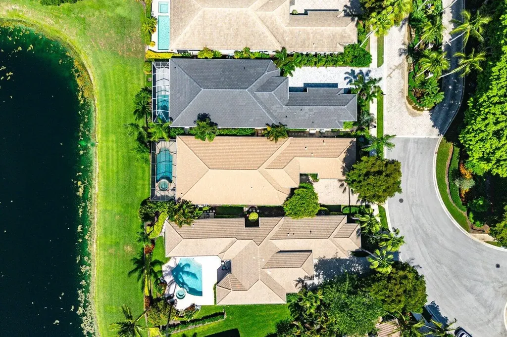 105 Island Cove Way Palm Beach Gardens FL 33418