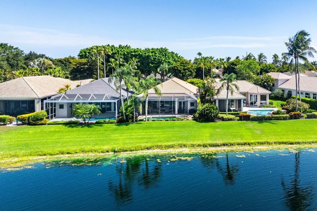 105 Island Cove Way Palm Beach Gardens FL 33418
