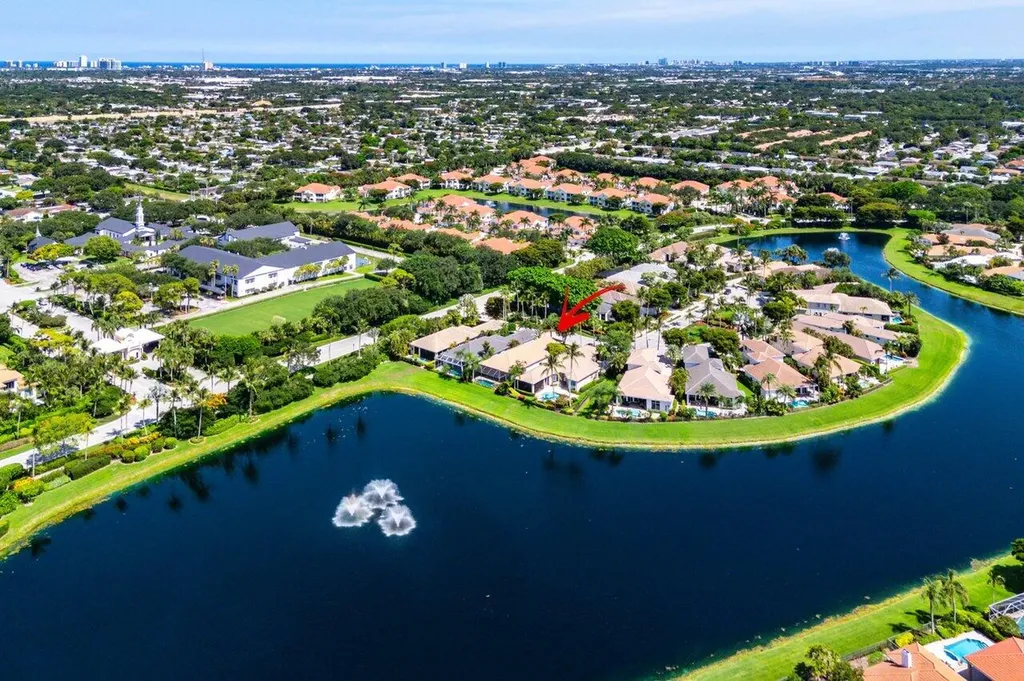 105 Island Cove Way Palm Beach Gardens FL 33418