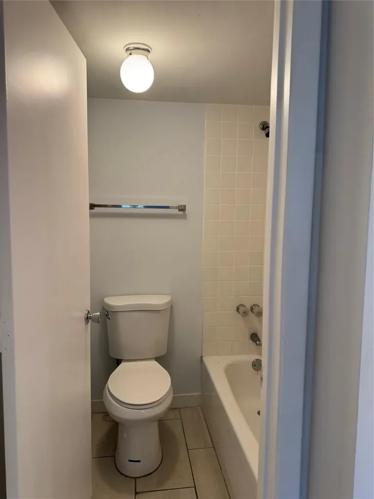 1100 NW 87th Avenue Coral Springs FL 33071
