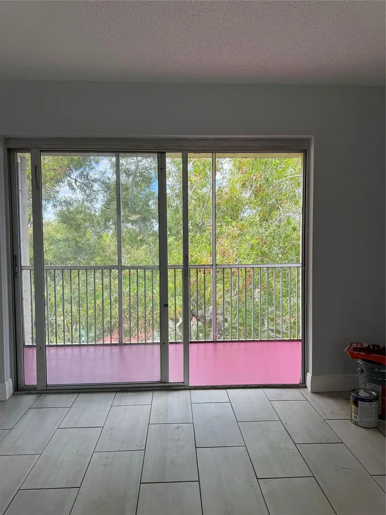1100 NW 87th Avenue Coral Springs FL 33071