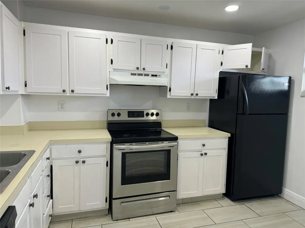 1100 NW 87th Avenue Coral Springs FL 33071