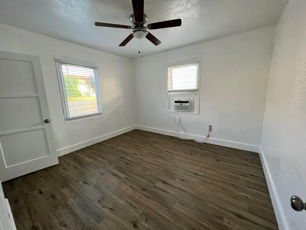 1739 Moffett Street Hollywood FL 33020