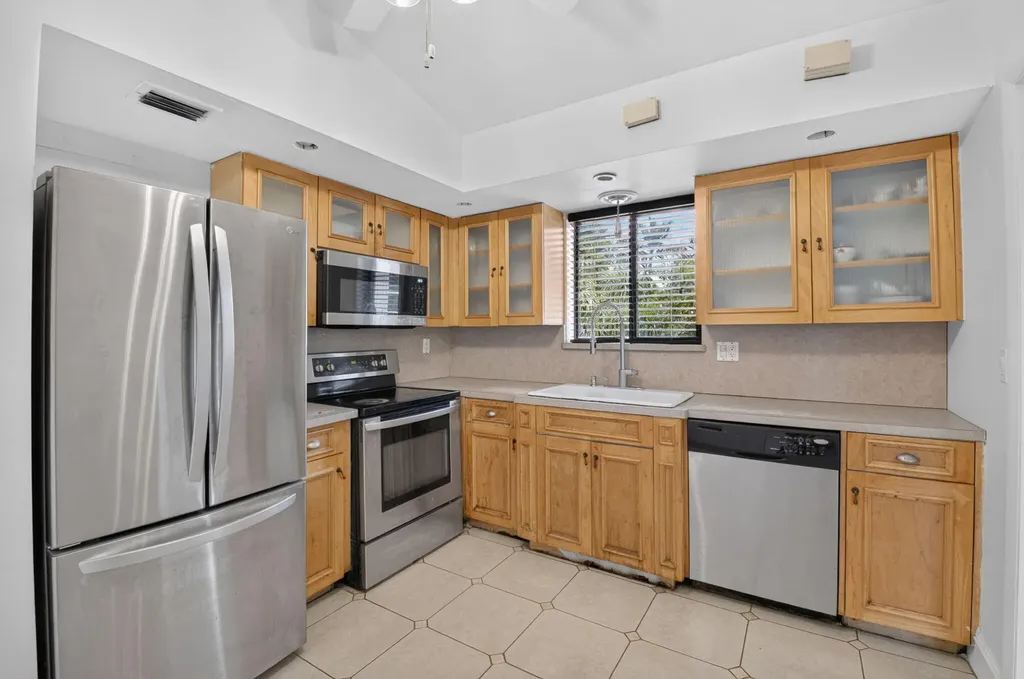 424 NW 12th Avenue Boca Raton FL 33486