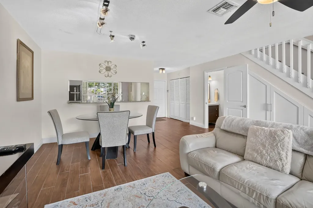 12175 NW 36th Place Sunrise FL 33323