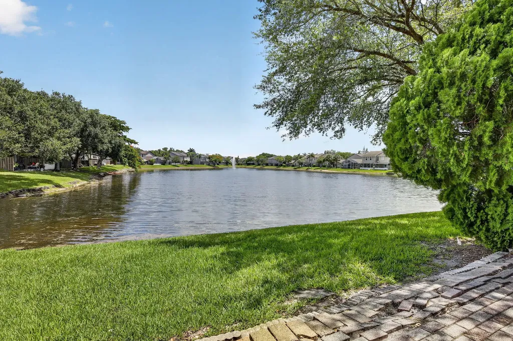 12175 NW 36th Place Sunrise FL 33323