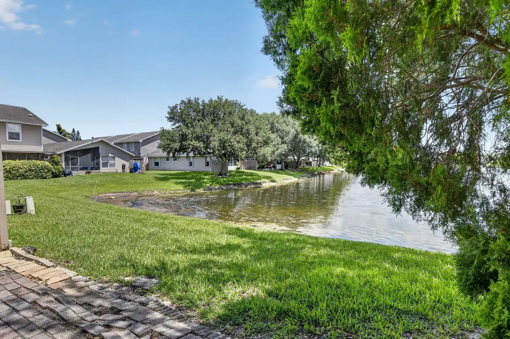 12175 NW 36th Place Sunrise FL 33323
