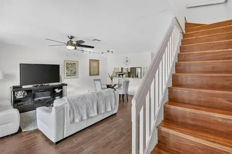12175 NW 36th Place Sunrise FL 33323