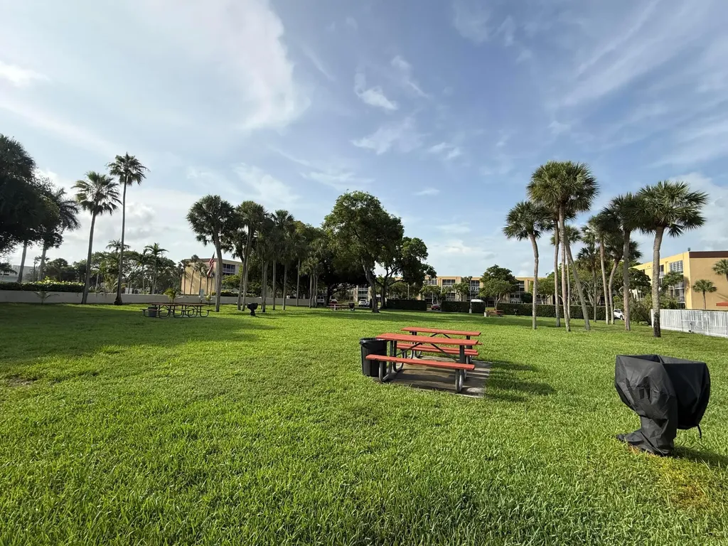 3161 NW 47th Terrace Lauderdale Lakes FL 33319