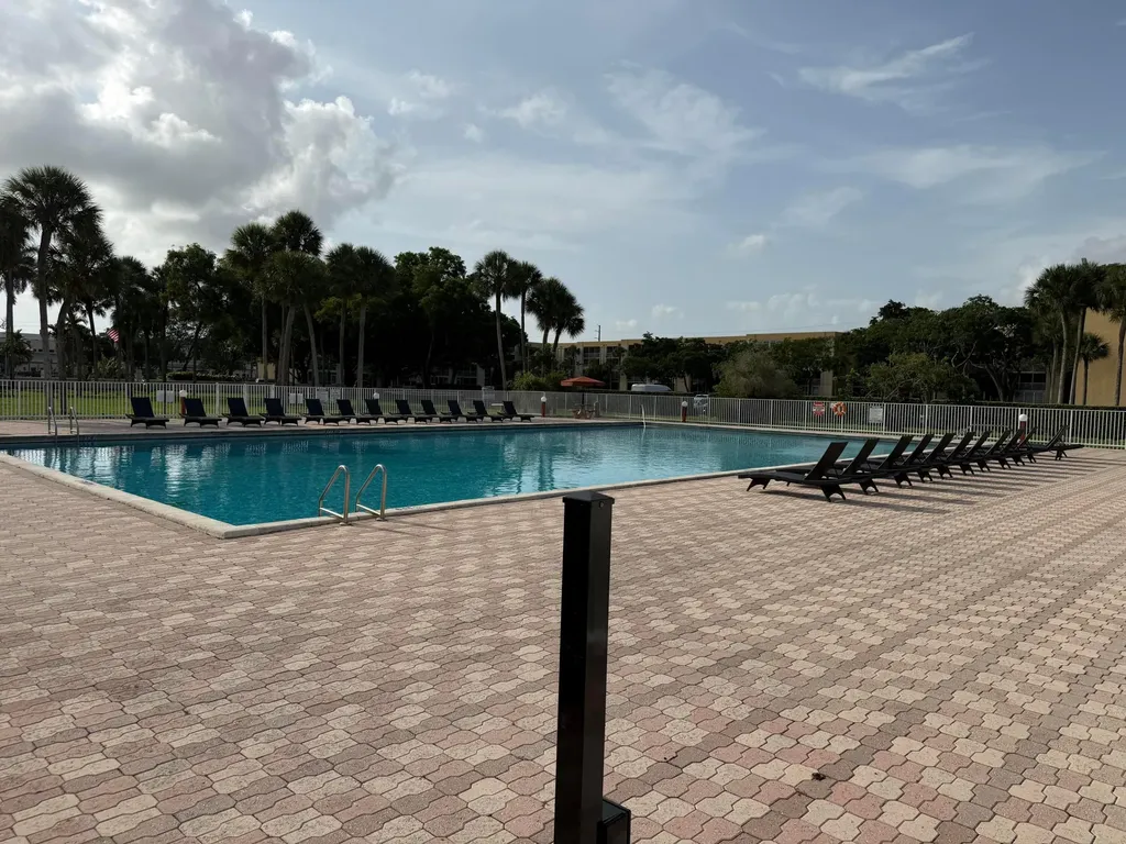 3161 NW 47th Terrace Lauderdale Lakes FL 33319