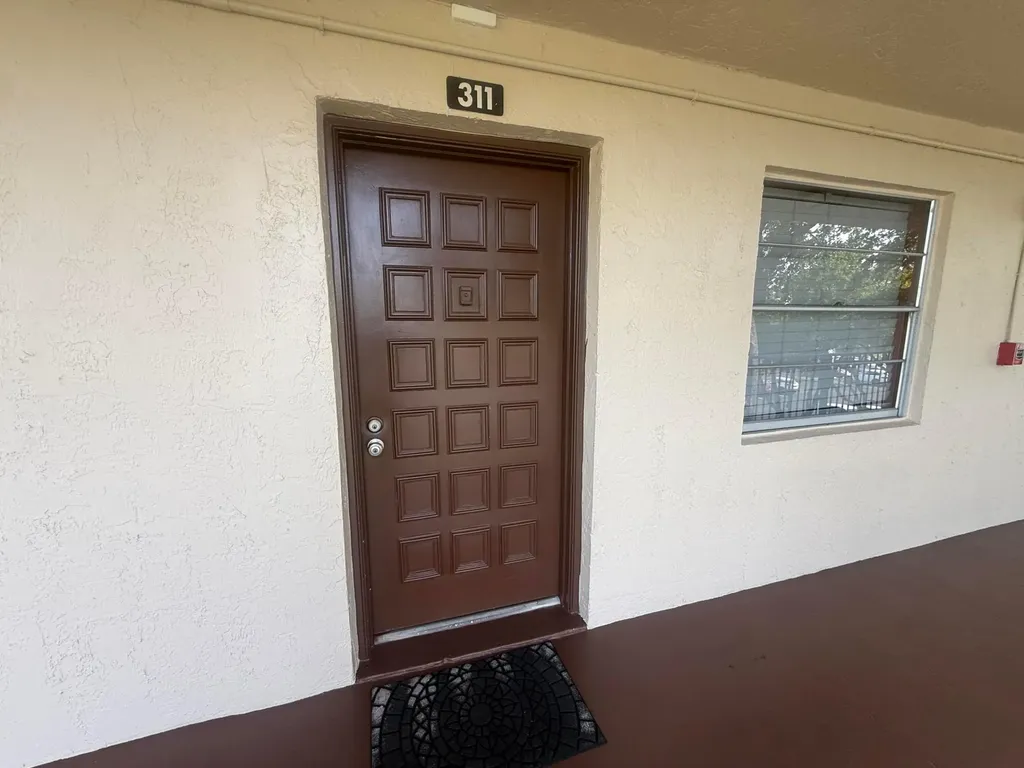 3161 NW 47th Terrace Lauderdale Lakes FL 33319