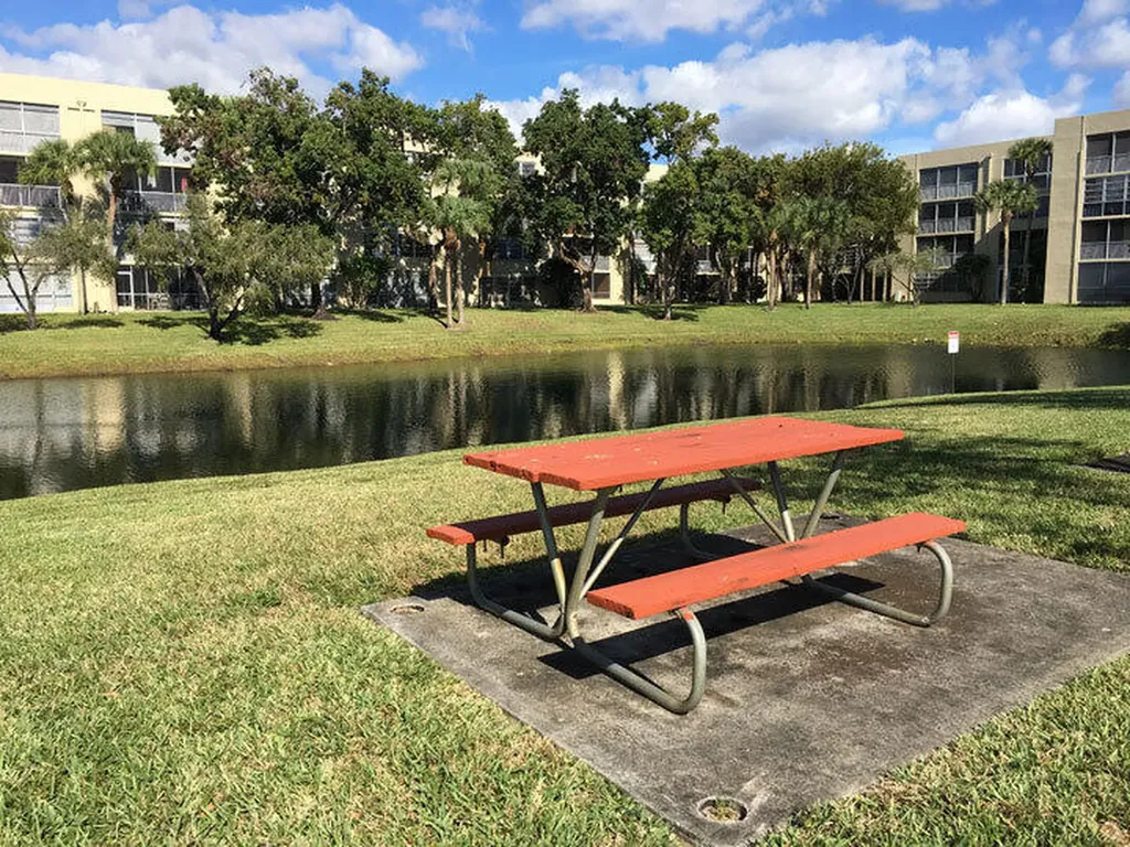 3161 NW 47th Terrace Lauderdale Lakes FL 33319