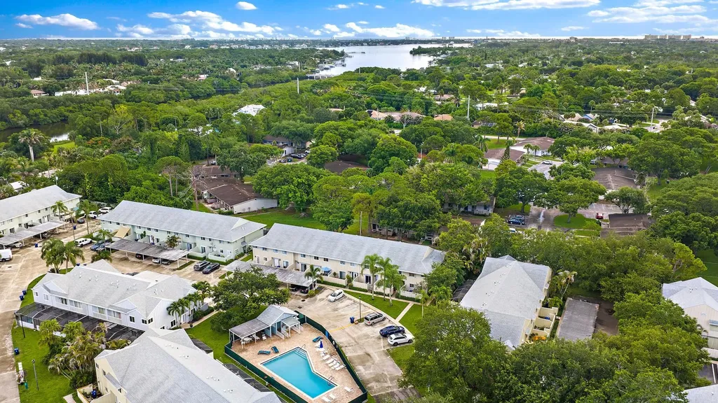 6158 Riverwalk Lane Jupiter FL 33458