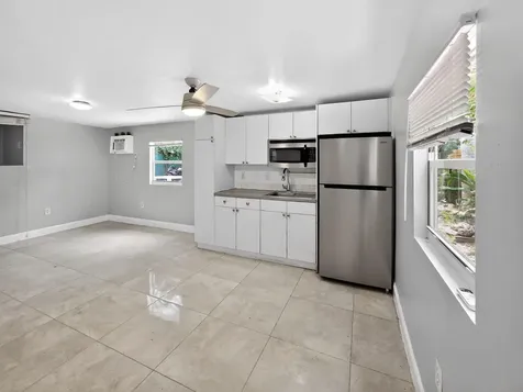 2438 NE 184th Street North Miami Beach FL 33160