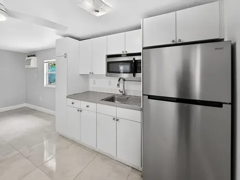 2438 NE 184th Street North Miami Beach FL 33160