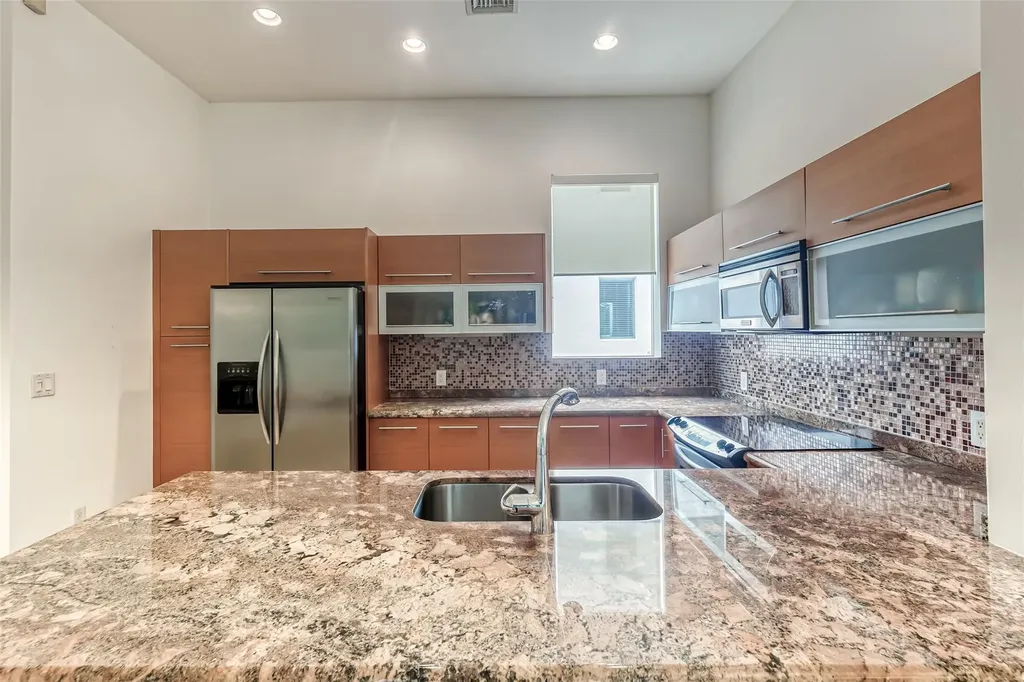 727 NE 4th Avenue Fort Lauderdale FL 33304