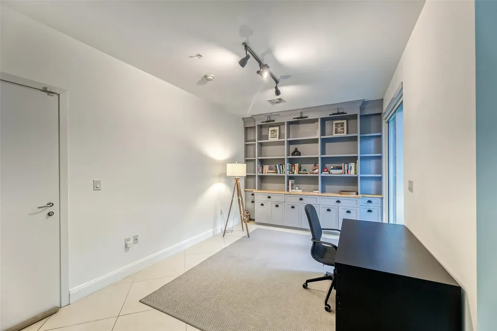 727 NE 4th Avenue Fort Lauderdale FL 33304