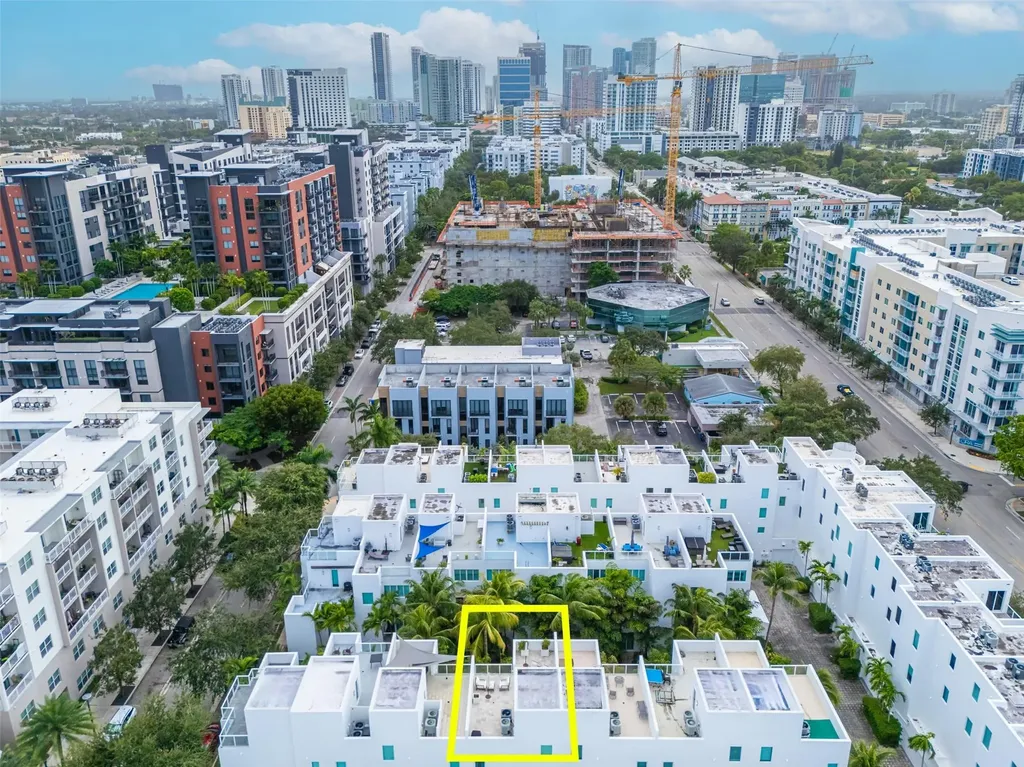 727 NE 4th Avenue Fort Lauderdale FL 33304