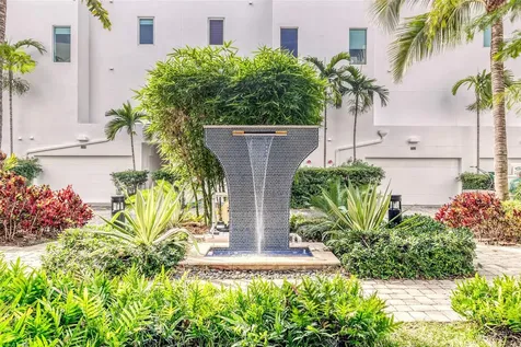 727 NE 4th Avenue Fort Lauderdale FL 33304