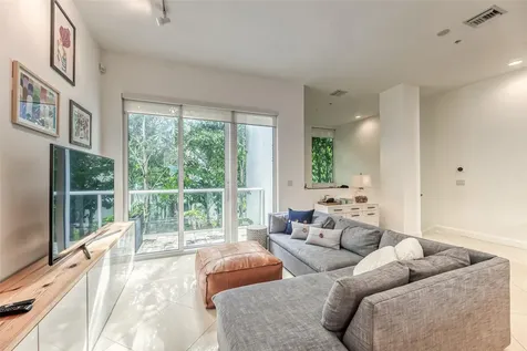 727 NE 4th Avenue Fort Lauderdale FL 33304