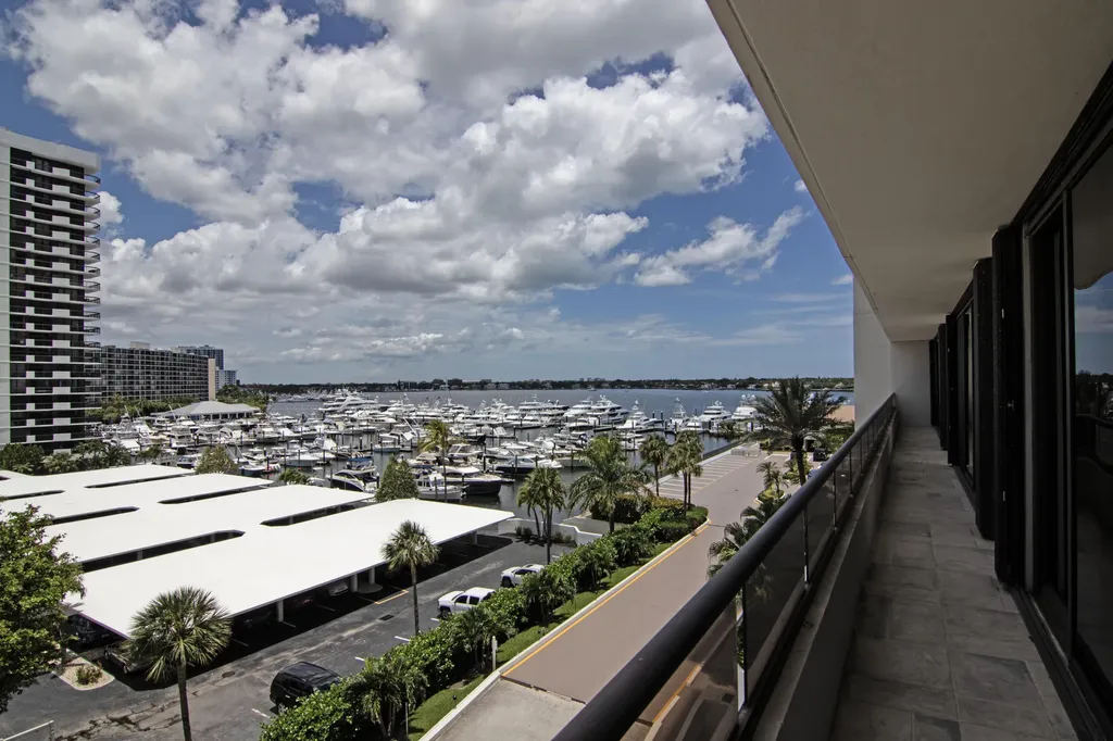 100 Lakeshore Drive North Palm Beach FL 33408