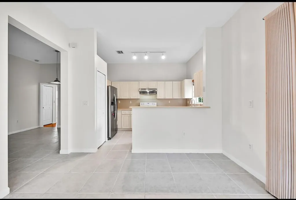 13761 N Garden Cove Circle Davie FL 33325