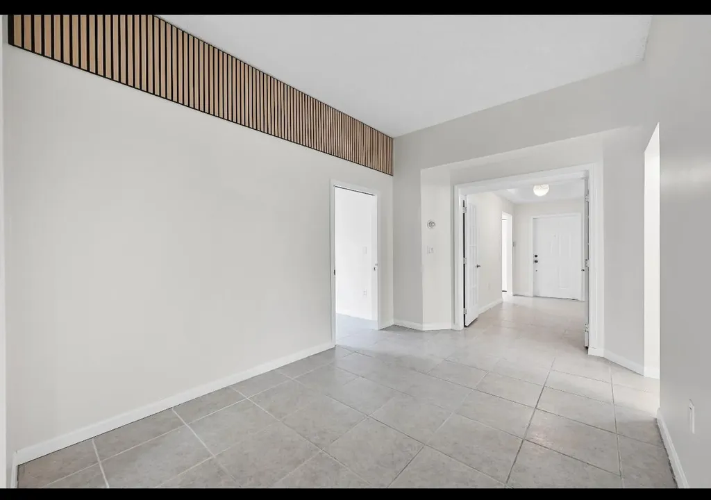 13761 N Garden Cove Circle Davie FL 33325