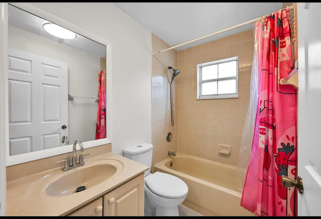 13761 N Garden Cove Circle Davie FL 33325