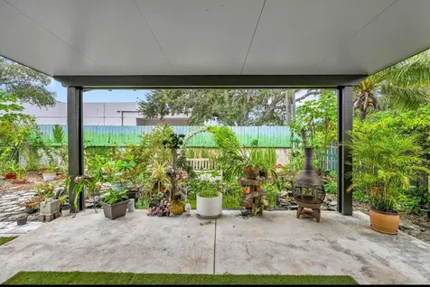 13761 N Garden Cove Circle Davie FL 33325
