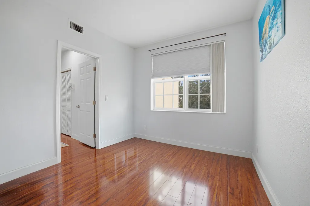 10588 NW 56th Drive NW Coral Springs FL 33076