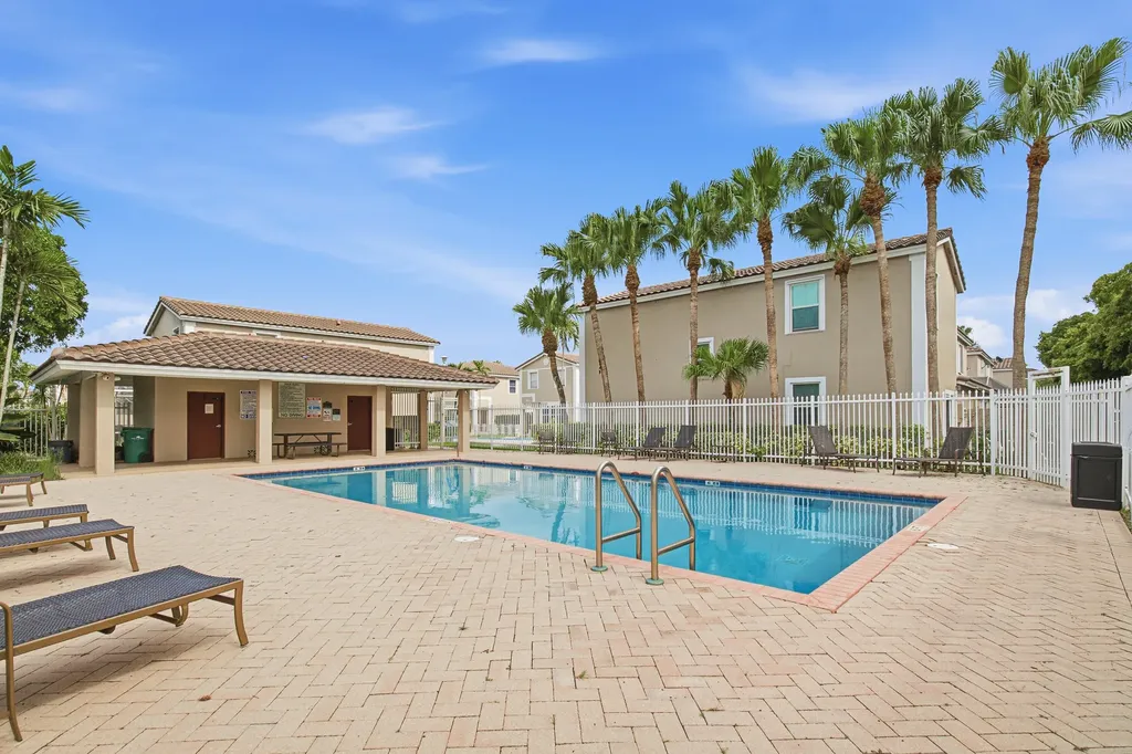 10588 NW 56th Drive NW Coral Springs FL 33076