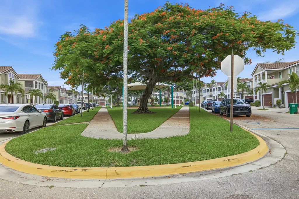 10588 NW 56th Drive NW Coral Springs FL 33076
