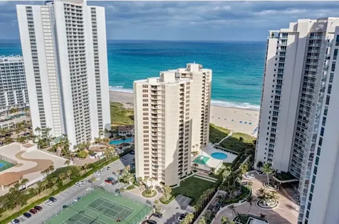 2800 N Ocean Drive Riviera Beach FL 33404